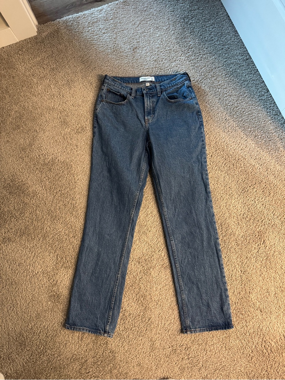 Abercrombie & Fitch Women's Dark Blue Straight-Leg Jeans
